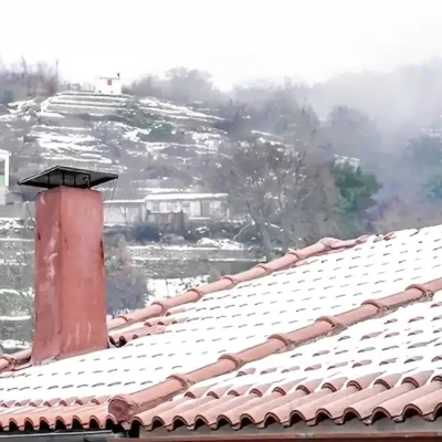 Kαιρός: Αρχίζει η 4ήμερη ψυχρή εισβολή με ανέμους 8 μποφόρ – Οι περιοχές που θα χιονίσει