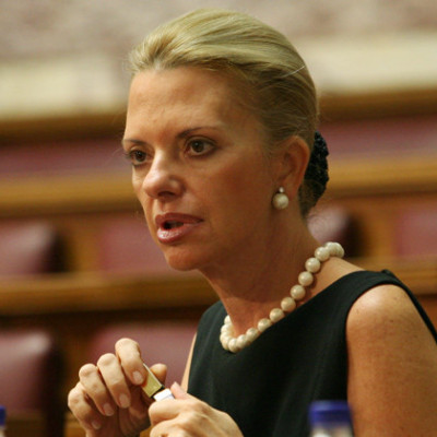 Ελίζα Βόζεμπεργκ- Η αντιμετώπιση του cyberbullying δεν είναι επιλογή αλλά καθήκον απέναντι στις επόμενες γενιές