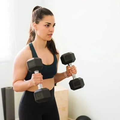 Από ποια ηλικία αρχίζει να αλλάζει το γυναικείο σώμα – Η απάντηση δεν θα σας αρέσει