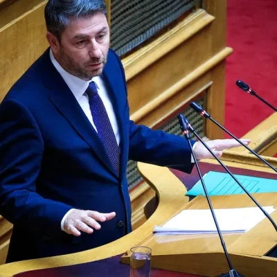 Στην Κεντρική Πολιτική Επιτροπή του ΠΑΣΟΚ έκανε περίπατο Ανδρουλάκης με 60%