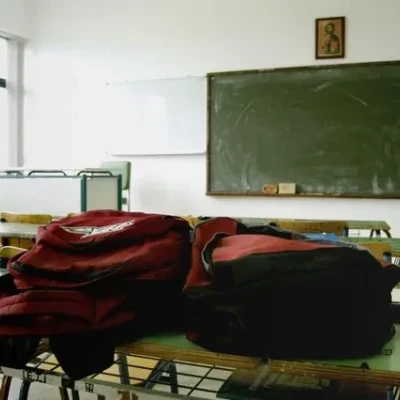 Εύβοια: Μαθήτρια τραυματίστηκε μετά από πτώση φωτιστικού σε σχολική τάξη