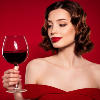 Αλκοόλ: Έρευνα αποκαλύπτει το ποτό που «αγαπά» περισσότερο η καρδιά μας