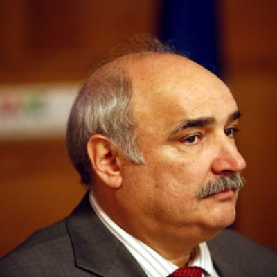 Με ποιανού εντολή στήθηκε το εγκληματικό δίκτυο υποκλοπών και παρακολουθήσεων; Γράφει ο Μάρκος Μπόλαρης