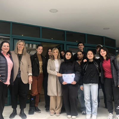 “Meine grüne Traumschule”: Το οικολογικό όνειρο των μαθητών του 3ου ΓΕΛ Σερρών ταξίδεψε στην Ημερίδα για τη Γερμανική Γλώσσα