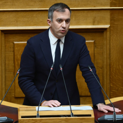 Τάσος Χατζηβασιλείου -Όταν πέφτουν πύραυλοι στην Κύπρο, η στήριξη δεν παρέχεται με ευχολόγια ή ιδεοληψίες