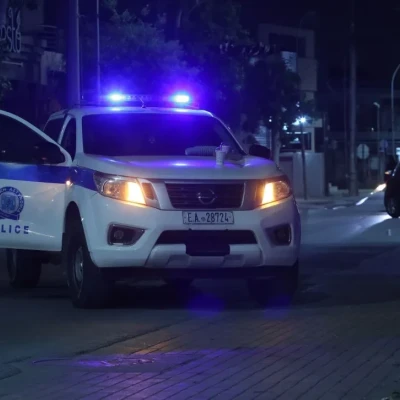 Θεσσαλονίκη: Χειροπέδες σε 25χρονο οδηγό που παραβίαζε κόκκινα φανάρια - Αρνήθηκε αλκοτέστ