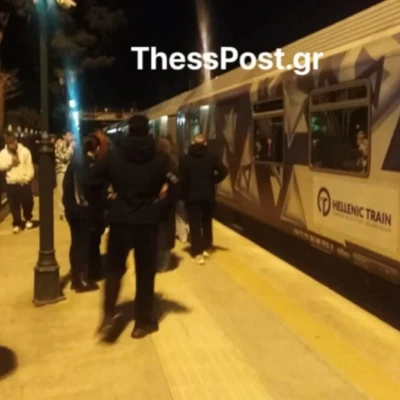 Ακινητοποιήθηκε στην Οινόη η αμαξοστοιχία που εκτελούσε το δρομολόγιο Αθήνα – Θεσσαλονίκη