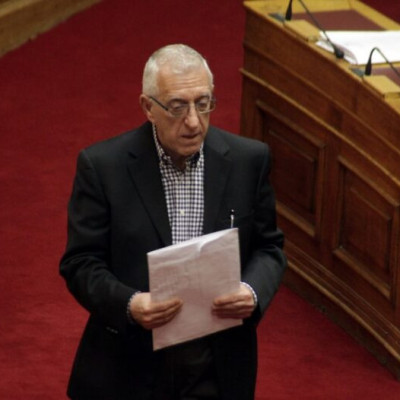 Συλλυπητήρια Κακλαμάνη για το θάνατο του Αντώνη Μανιτάκη