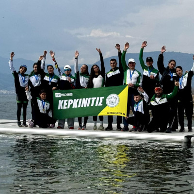 Σέρρες - Στο βάθρο οι αθλητές κωπηλασίας από τον "Κερκινίτις" στο Μαυροχώρι Καστοριάς