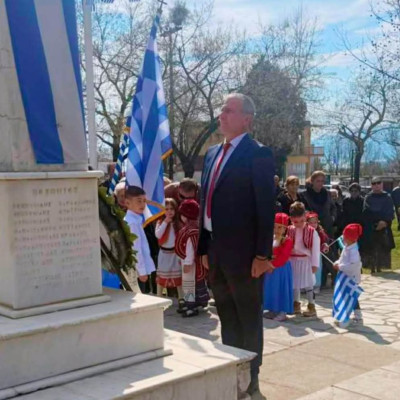 Περηφάνια στο ακριτικό Νεοχώρι Σιντικής για την 25η Μαρτίου- Παρέλασαν μικροί μαθητές