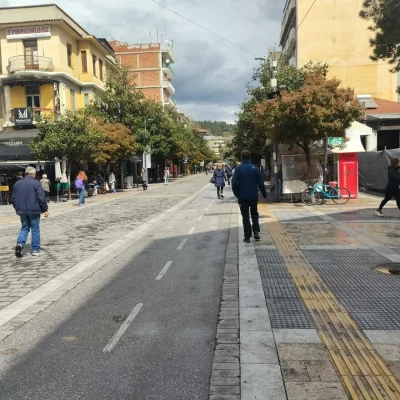 Οι Βούλγαροι τα βρήκαν δύσκολα με το ευρώ: Κατεβαίνουν Σέρρες για ψώνια, καφέ, ακόμα και... σούπερ μάρκετ!