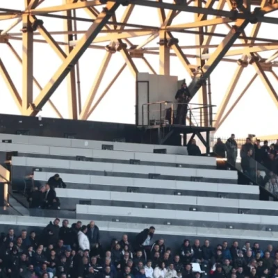 Σε οκτώ συλλήψεις για την εισβολή στα δημοσιογραφικά της Τούμπας προχώρησε η ΕΛΑΣ