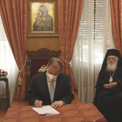 Ο Κώστας Καραμανλής ξεκινά το Εκκλησιαστικό Μητροπολιτικό Μουσείο και το Κέντρο Συντήρησης Κειμηλίων!