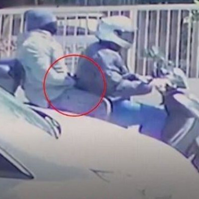 Δολοφονία Καραϊβάζ: Νέο βίντεο – ντοκουμέντο με τους εκτελεστές και το όπλο