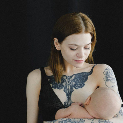 Θηλασμός – Η παραγωγή γάλακτος μιας μέρας ισοδυναμεί με 11 χλμ περπάτημα!